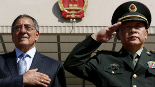 Lương Quang Liệt đón Panetta