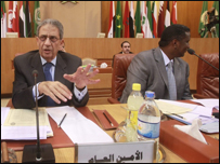 Cabdiraxmaan Cabdishakuur oo Guddoominaya Wasiirrada Carabta