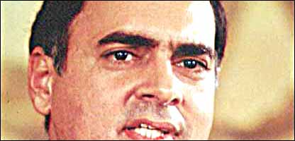 இந்திய முன்னாள் பிரதமர் ராஜீவ் காந்தி தமிழகத்தின் திருப்பெரும்புதூரில் கொல்லப்பட்டார்