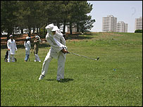 زمين گلف مجموعه ورزشی انقلاب