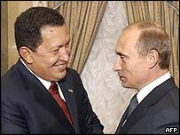 Chavez ve Vladimir Putin