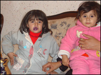  د نجونو پرله پسې زيږون 