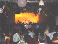 Bằng Kiều và Thu Phương ở Little Saigon