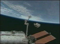 Tanque é jogado no espaço