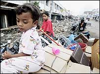 سونامی سے متاثرہ خاندان