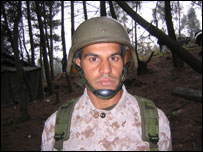 O sargento afegão Sayed Naqib Sadat, em treinamento na Colômbia