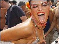 Festa techno em Zurique