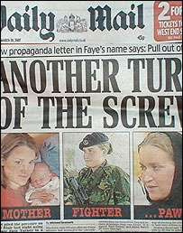 تصویری از ملوان زن بریتانیایی در روزنامه