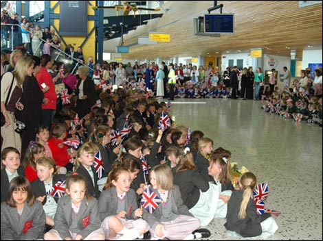 Guernsey schoolchildren waiting for the Queen