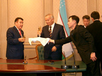 Туркманистон ва Ўзбекистон президентлари учрашувидан лавҳа