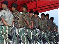 Paramilitares colombianos presos na Venezuela