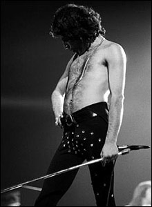 Freddie on stage, 1977. © Denis O'Regan