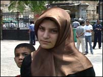 Mira Hashim, refugiada no sul de Beirute (foto: Paulo Cabral/BBC Brasil)