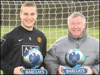 Sir Alex Ferguson và hậu vệ Nemanja Vidic 
