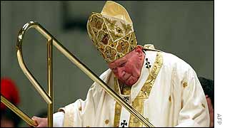 Svou půlnoční mši papež zasvětil výzvám k míru