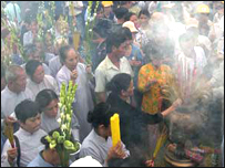 Ảnh lễ truy điệu (ảnh trên VietnamNet)