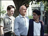 Кадр з фільму "Будинок піску і туману"