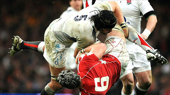 Palmer tackles Dan Lydiate