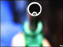 تصویر تزیینی ازپمپ بنزین