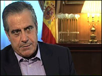 Іспанський міністр праці та імміграції Селестіно Карбачо