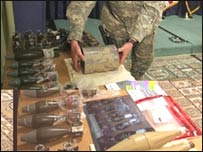 سلاح های ایرانی که آمریکا می گوید در عراق پیدا شده - عکس آرشیوی