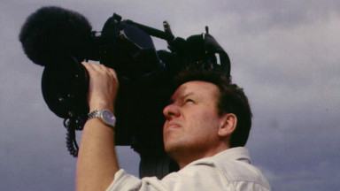 Camarógrafo de la BBC filmando