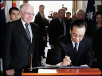 जॉन हॉवर्ड और वेन जियाबाओ