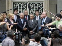 Ambasadorët Volfgang Ischinger, Frank Uisner dhe Alexander Botsan Kharchenko 