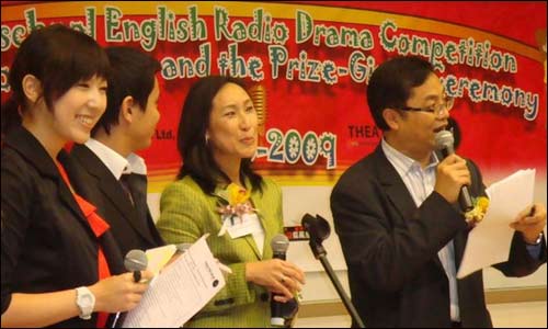 Raymond Li of the BBC and Mrs. Alice van Kapel from the Hong Kong Academy for Performing Arts