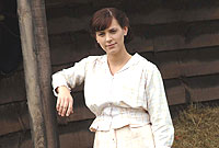 Catrin o'r gyfres Calon Gaeth ar S4C