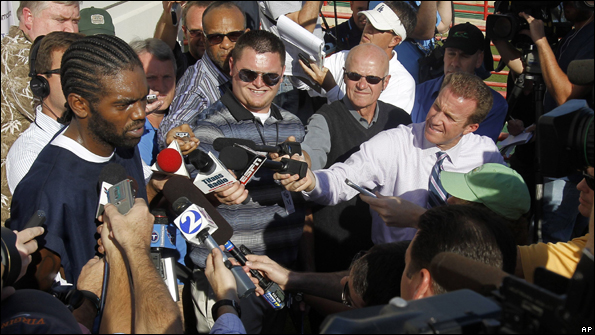 Randy Moss is likely to be the centre of attention once again this weekend as he makes his debut for the Titans.