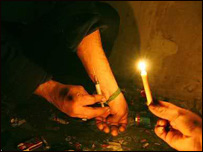 په نشه روږدي ځوانان