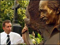 Кандидат в президенти Андрій Чорновіл (ще один син В'ячеслава Чорновола)