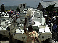 Tanque a serviço da ONU em Gonaives