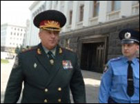 командувач внутрішніми військами Олександр Кіхтенко, УНІАН