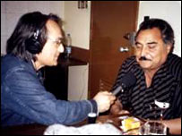 جوانشیرحیدری (راست)، هارون یوسفی