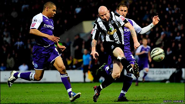 Lee Hughes slots home the winning goal