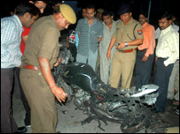 असम में हिंदी भाषियों पर हमला