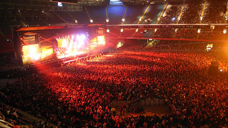 Crowd at Tsunami Relief Cardiff