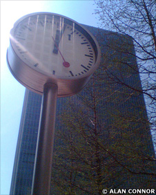 Docklands clock