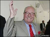 O candidato derrotado à Presidência da França Jean-Marie Le Pen