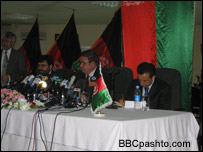 د افغانستان اميني چارواکي په خبري ناسته کې