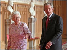 جورج بوش و ملکه الیزابت