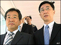 Oh Joon (vpravo) a Cho Chung-won 