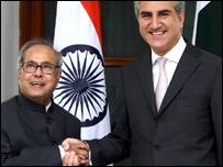 शाह महमूद क़ुरैशी और प्रणब मुखर्जी