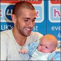 Shayne meets a very young fan