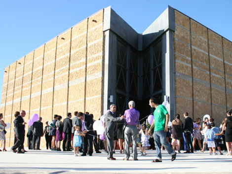 Waiting for the bridal couple