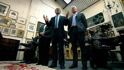 Sir Alan briefs the candidates