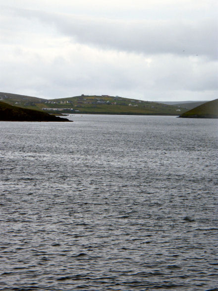 Coming in to Mid Yell