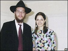 هولزبرگ و همسرش که اصلا از نیویورک آمده بودند